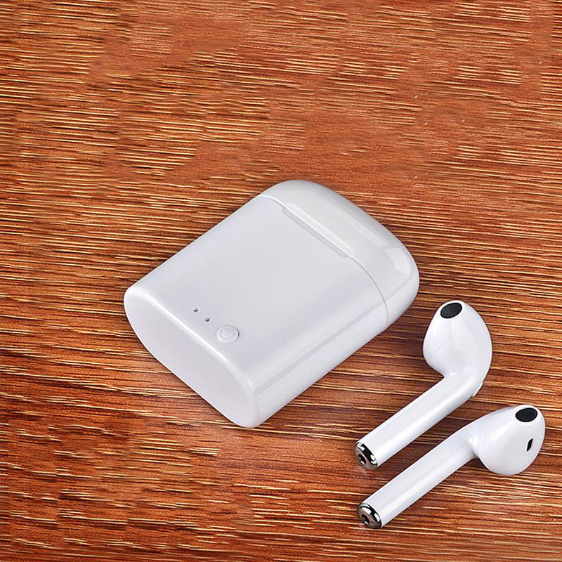 Bluetooth Wireless Earbuds With Recharge Case